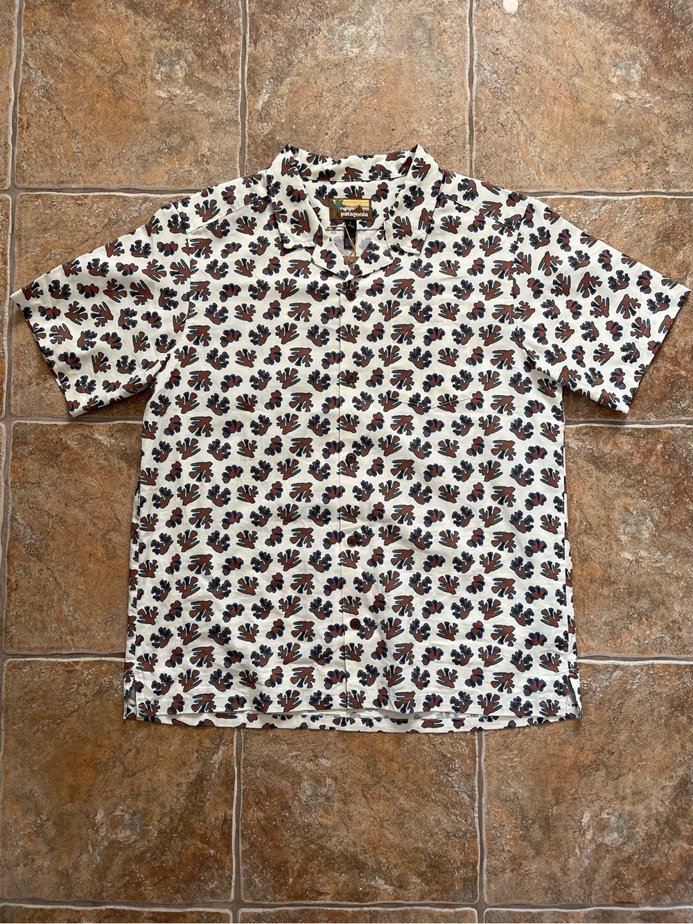 Men’s Tidal Threads Camp Shirt